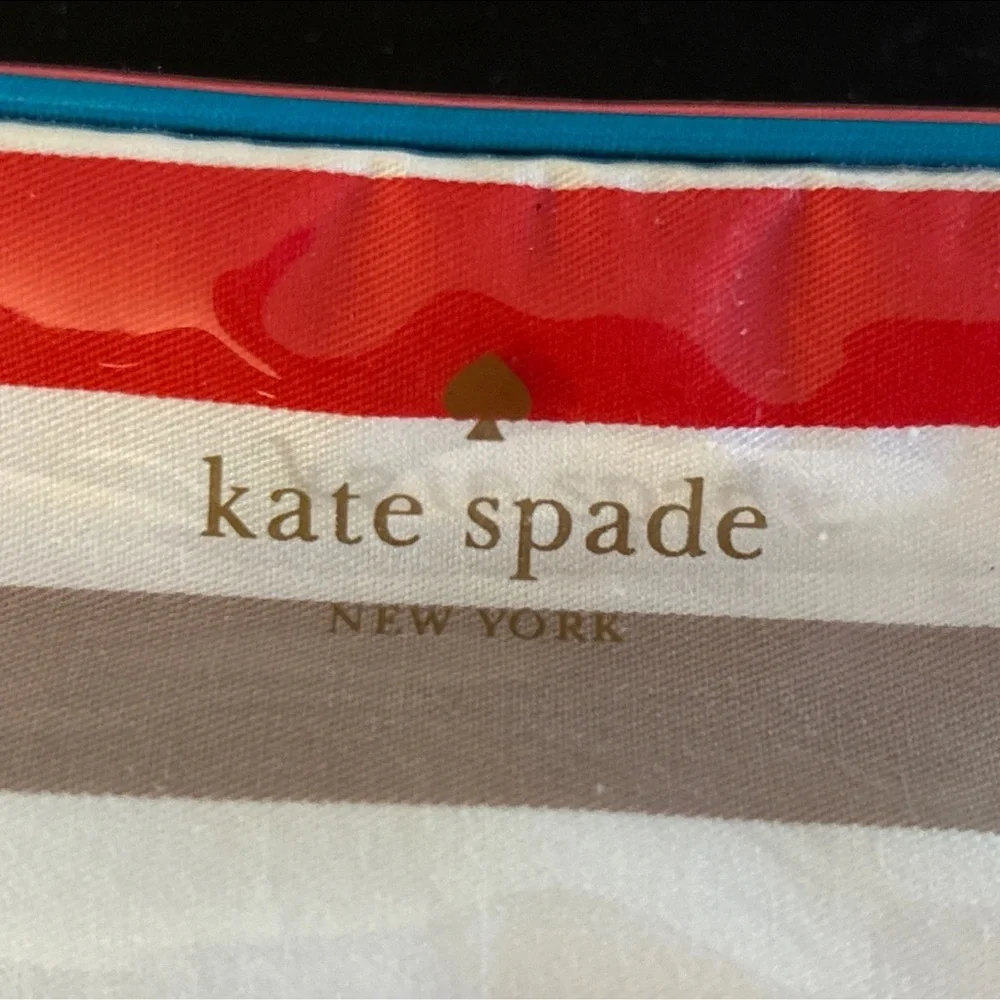 Kate Spade New York St. Elmo Stripe Small Henrietta Cosmetic Bag.